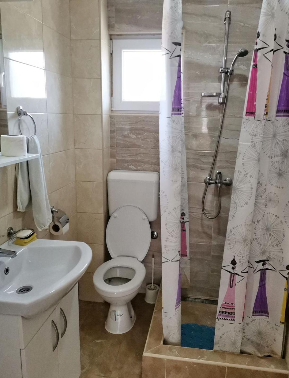 Apartman Poljcic วิเชกราด ภายนอก รูปภาพ