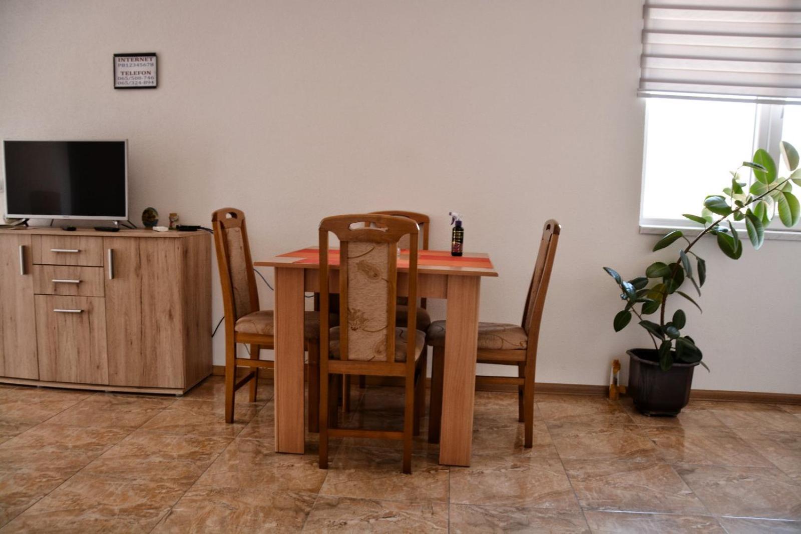 Apartman Poljcic วิเชกราด ภายนอก รูปภาพ